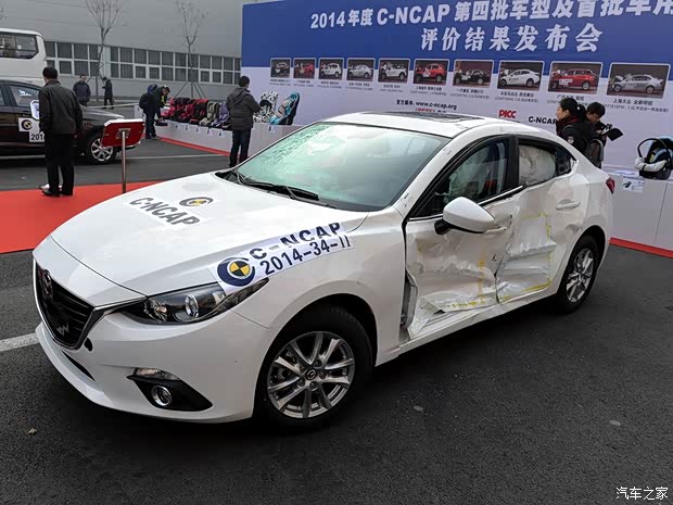 长安马自达 马自达3 Axela昂克赛拉 2014款 三厢 1.5L 自动尊贵型