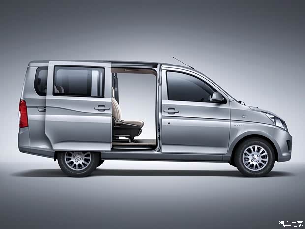 上汽通用五菱 五菱宏光V 2015款 1.5L基本型 上汽通用五菱 五菱宏光V 2015款 1.5L基本型