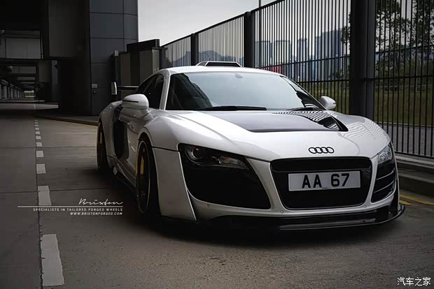 奥迪(进口) 奥迪R8 2014款 5.2 FSI quattro