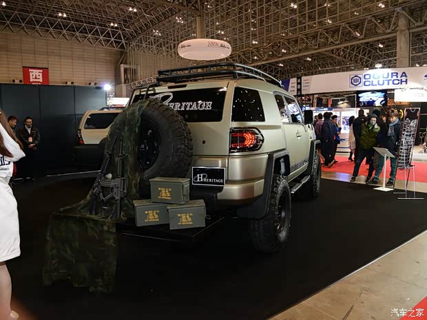 丰田(进口) FJ 酷路泽 2013款 4.0L 丰田(进口) FJ 酷路泽 2013款 4.0L