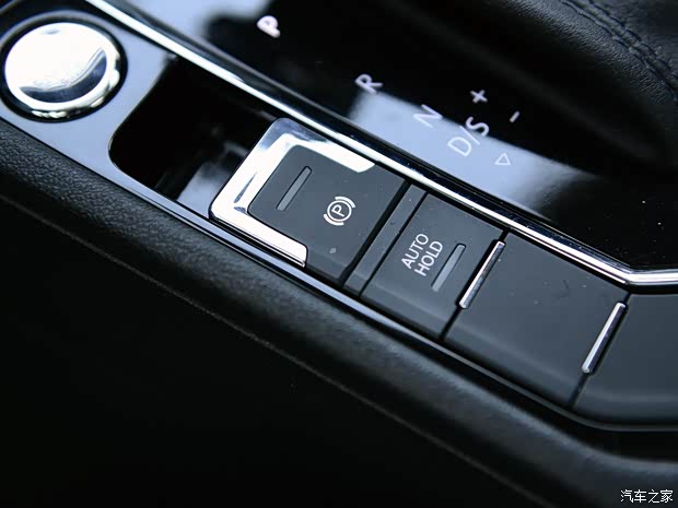 上汽大众 凌渡 2015款 330TSI DSG豪华版