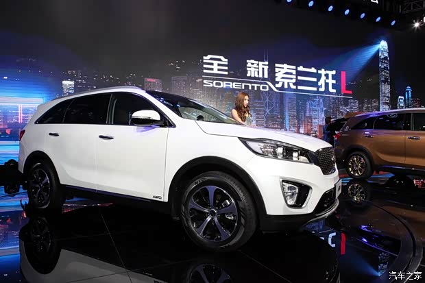 起亞(進(jìn)口) 索蘭托 2015款 索蘭托L 2.2T 柴油4WD標(biāo)準(zhǔn)版 7座