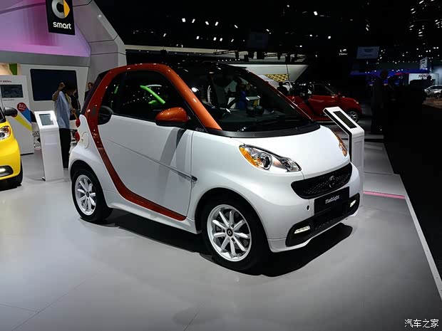smart smart fortwo 2015款 Edition Flashlight Cabrio