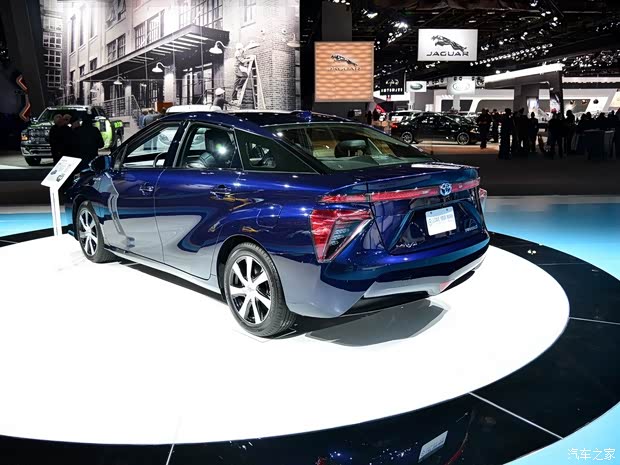 丰田(进口) Mirai 2015款 基本型 丰田(进口) Mirai 2015款 基本型