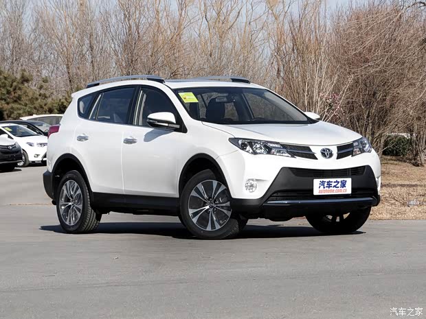 一汽丰田 一汽丰田RAV4 2015款 2.5L 自动四驱豪华版
