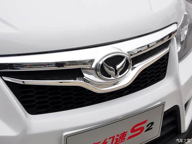 北汽银翔 幻速S2 2015款 1.5L 自动基本型 北汽银翔 幻速S2 2015款 1.5L 自动基本型