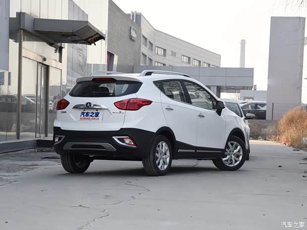 江淮汽车 瑞风S3 2014款 1.5L CVT豪华智能型