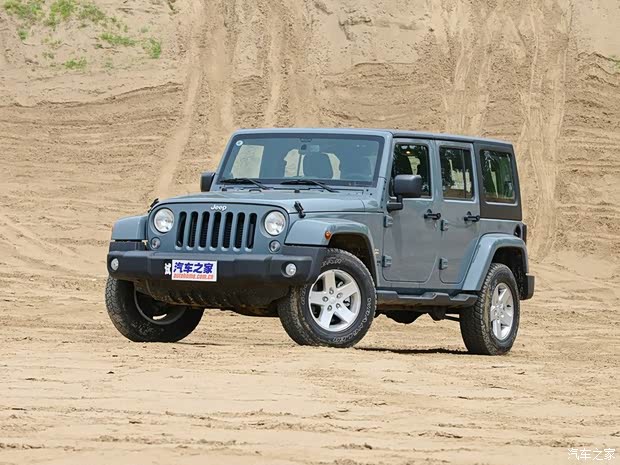 Jeep(进口) 牧马人 2015款 2.8TD 四门版 Sahara