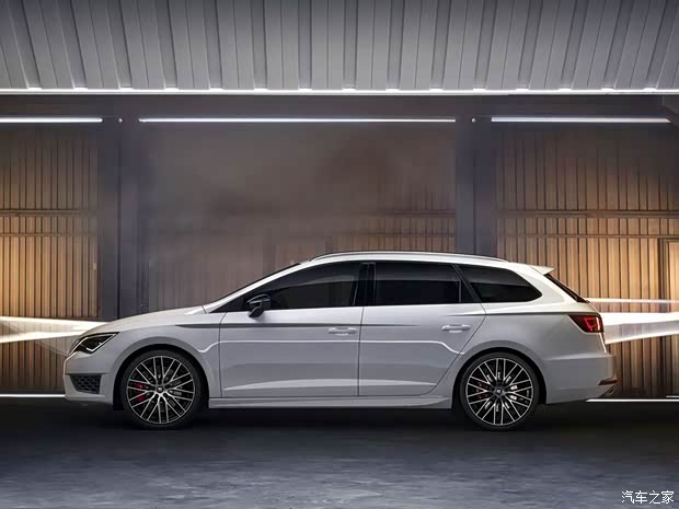 西雅特 LEON 2015款 ST CUPRA