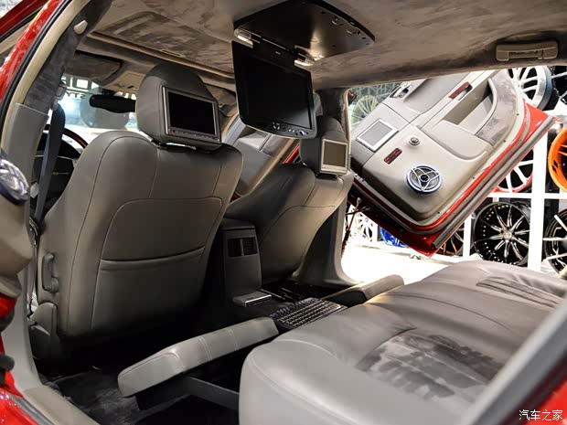 克莱斯勒(进口) 克莱斯勒300C(进口) 2014款 3.0L 卓越版 克莱斯勒(进口) 克莱斯勒300C(进口) 2014款 3.0L 卓越版