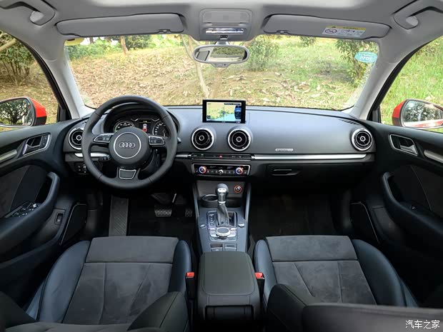 奥迪(进口) 奥迪A3(进口) 2015款 Sportback e-tron 奥迪(进口) 奥迪A3(进口) 2015款 Sportback e-tron