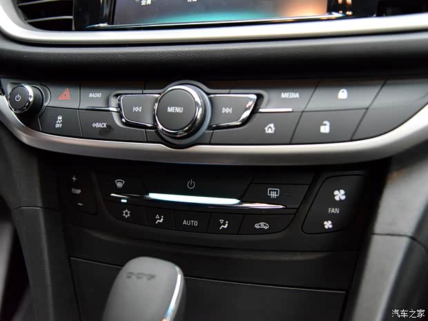 通用别克 英朗 2015款 18T 双离合豪华型 通用别克 英朗 2015款 18T 双离合豪华型