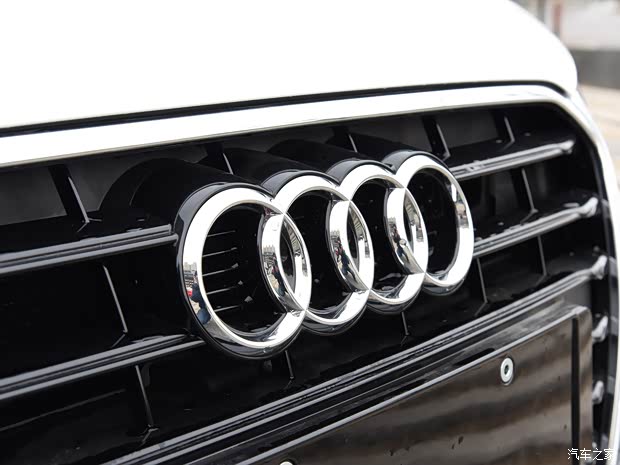 奥迪(进口) 奥迪A3(进口) 2015款 Sportback 45 TFSI S line 运动型 奥迪(进口) 奥迪A3(进口) 2015款 Sportback 45 TFSI S line 运动型