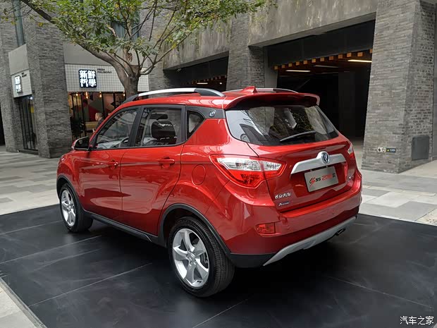 长安汽车 长安CS35 2015款 1.6L 自动尊贵型 国V