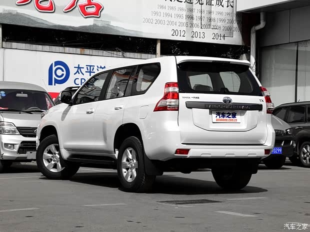 一汽丰田 普拉多 2015款 2.7L 中配 一汽丰田 普拉多 2015款 2.7L 中配