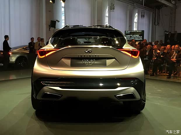 英菲尼迪(进口) 英菲尼迪QX30 2015款 基本型 英菲尼迪(进口) 英菲尼迪QX30 2015款 基本型