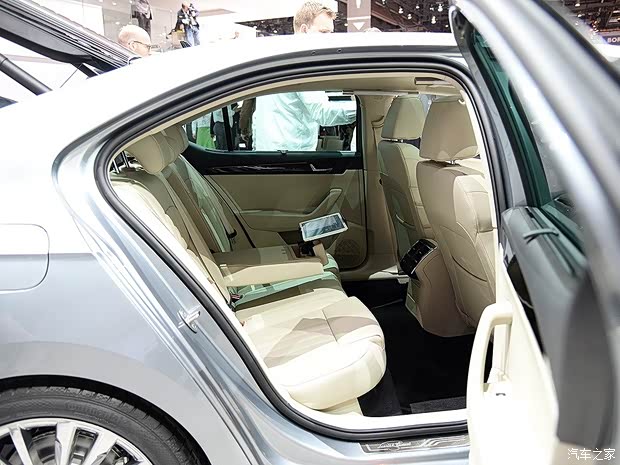 斯柯达(进口) Superb 2015款 基本型