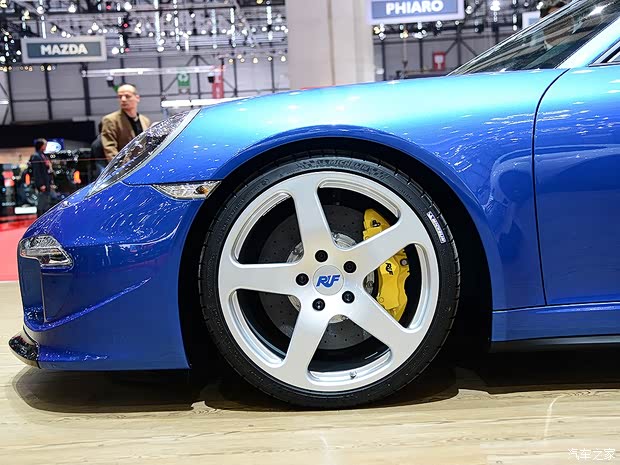 保时捷 保时捷911 2015款 Targa 4 GTS 3.8L 保时捷 保时捷911 2015款 Targa 4 GTS 3.8L