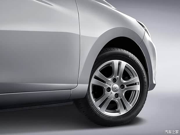 海馬汽車 海馬M3 2015款 1.5L 手動七彩領航版