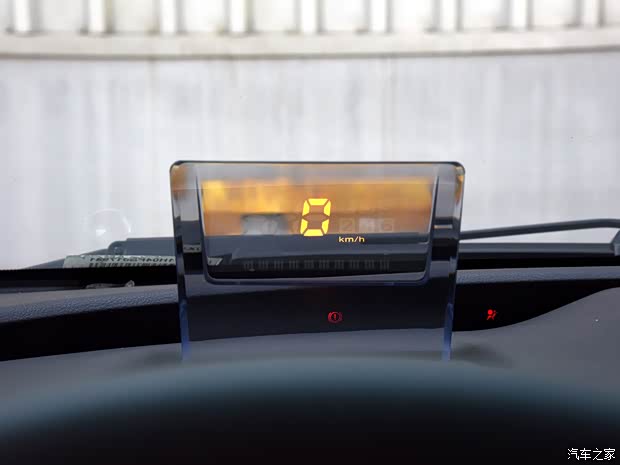 東風(fēng)裕隆 納5 2015款 1.8T 自動(dòng)旗艦型