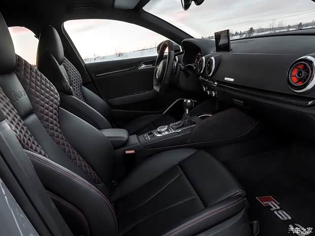 奥迪RS 奥迪RS 3 2016款 RS 3 Sportback
