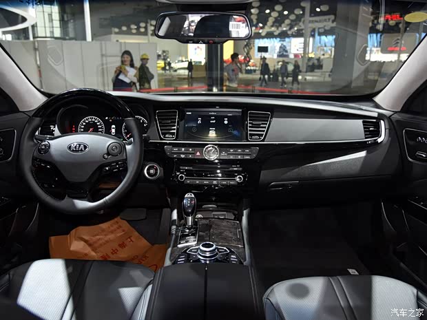 起亞(進(jìn)口) 起亞K9 2015款 3.8L 尊貴版