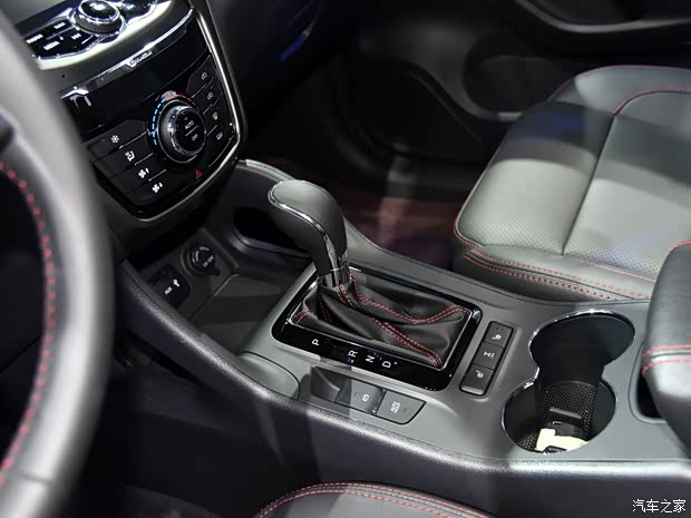 長安汽車 長安CS75 2015款 1.8T 自動四驅領航型 國V