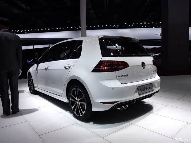 一汽-大众 高尔夫 2015款 1.4T 自动R-Line