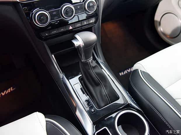 長(zhǎng)城汽車 哈弗H2 2015款 1.5T 自動(dòng)四驅(qū)尊貴版