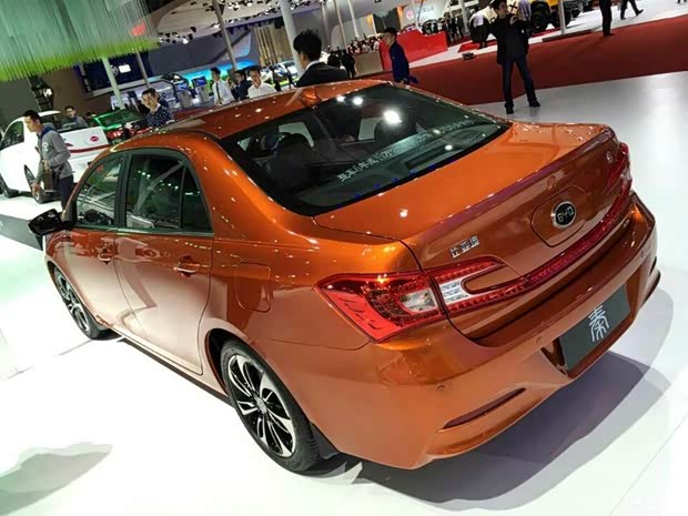 比亚迪 秦 2015款 1.5T 双冠版