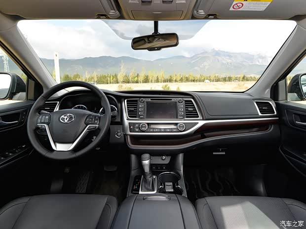 广汽丰田 汉兰达 2015款 2.0T 四驱至尊版 7座 广汽丰田 汉兰达 2015款 2.0T 四驱至尊版 7座