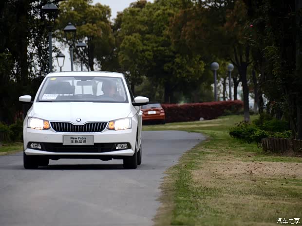 上海大眾斯柯達 晶銳 2015款 1.6L 基本型