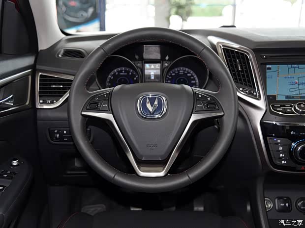 長(zhǎng)安汽車 長(zhǎng)安CS75 2014款 2.0L 手動(dòng)領(lǐng)先型 國(guó)IV