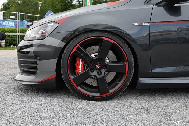 大众(进口) 高尔夫(进口) 2015款 GTI 自动版