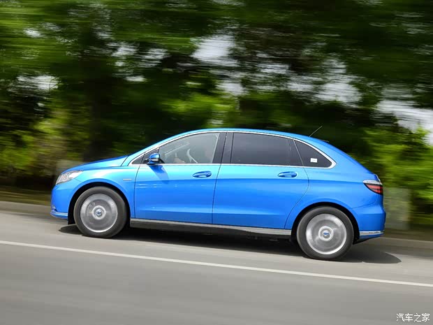 比亞迪戴姆勒 騰勢 2014款 尊貴版