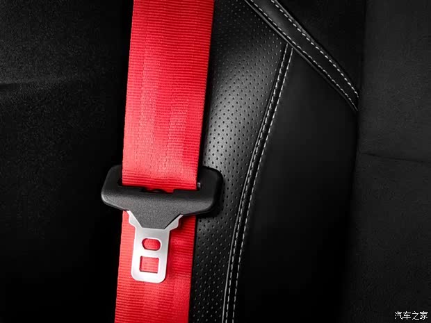 沃爾沃(進口) 沃爾沃V40 2015款 Carbon