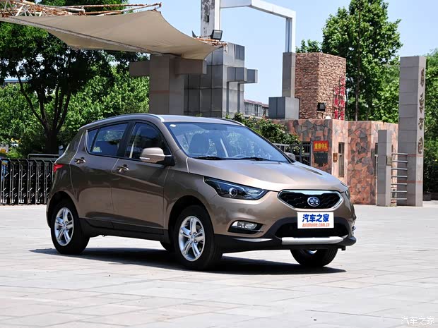 天津一汽 骏派D60 2015款 1.5L 手动舒适型