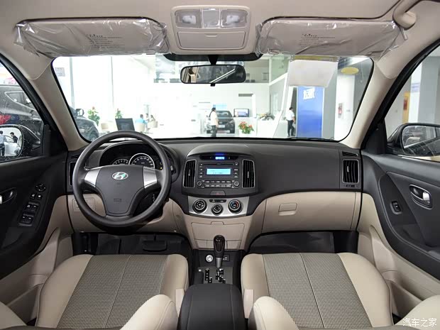 北京現(xiàn)代 悅動(dòng) 2015款 基本型 北京現(xiàn)代 悅動(dòng) 2015款 基本型