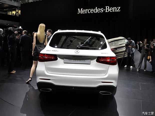 奔驰(进口) 奔驰GLC级(进口) 2015款 250d 4MATIC 奔驰(进口) 奔驰GLC级(进口) 2015款 250d 4MATIC