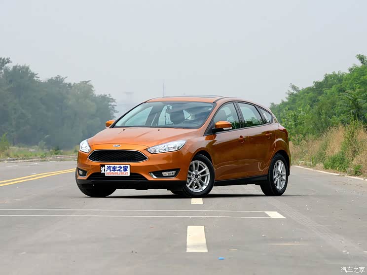 长安福特 福克斯 2015款 两厢 1.0L GTDi 手动超能风尚型