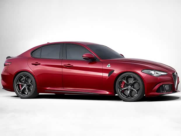 阿尔法罗密欧 Giulia 2015款 基本型 阿尔法罗密欧 Giulia 2015款 基本型