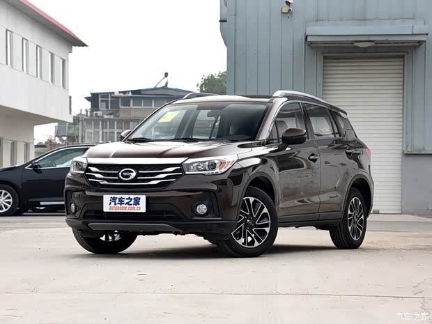 广汽乘用车 传祺GS4 2015款 200T 手动精英版 广汽乘用车 传祺GS4 2015款 200T 手动精英版