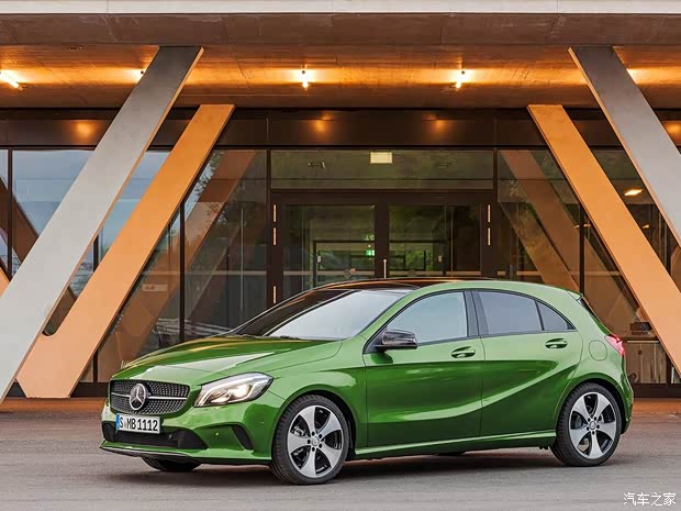 奔馳(進口) 奔馳A級 2016款 A 220d 4MATIC