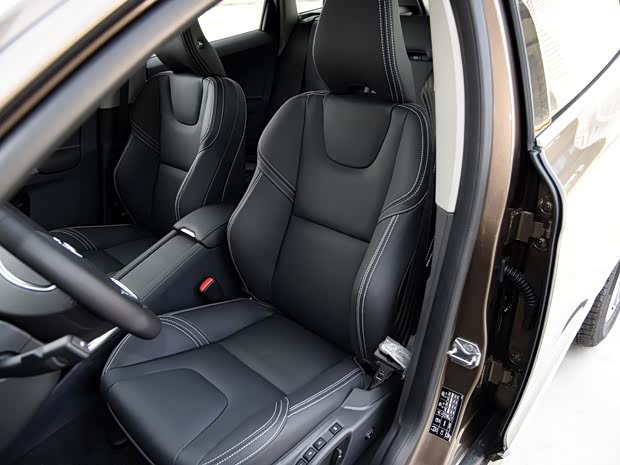 沃尔沃亚太 沃尔沃XC60 2016款 2.0T T5 AWD 智远版