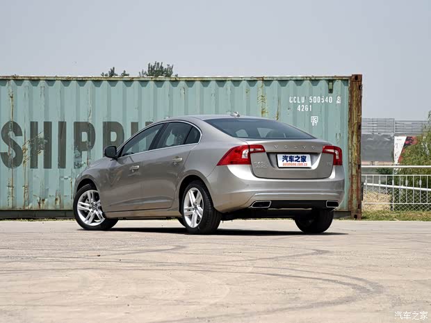 沃尔沃亚太 沃尔沃S60L 2016款 2.0T T5 智驭版