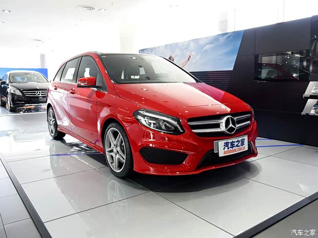 奔驰(进口) 奔驰B级 2015款 B 260 运动型 奔驰(进口) 奔驰B级 2015款 B 260 运动型