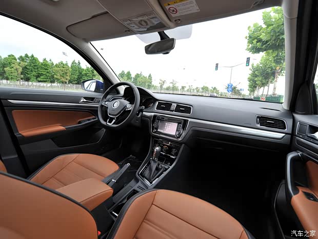 上海大众 朗行 2015款 230TSI DSG豪华版