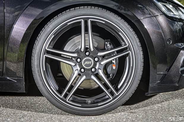 奥迪(进口) 奥迪TTS 2015款 基本型