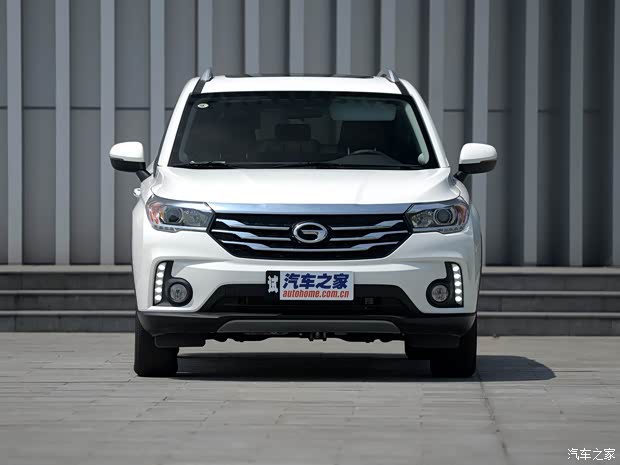 广汽乘用车 传祺GS4 2015款 200T 手动豪华版 广汽乘用车 传祺GS4 2015款 200T 手动豪华版