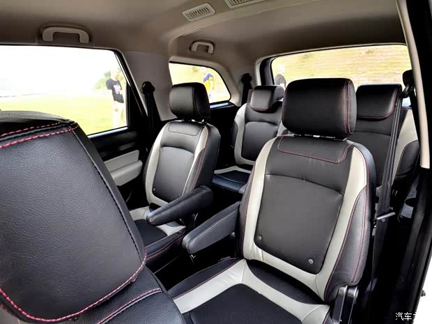 北汽銀翔 幻速H3 2015款 基本型 北汽銀翔 幻速H3 2015款 基本型